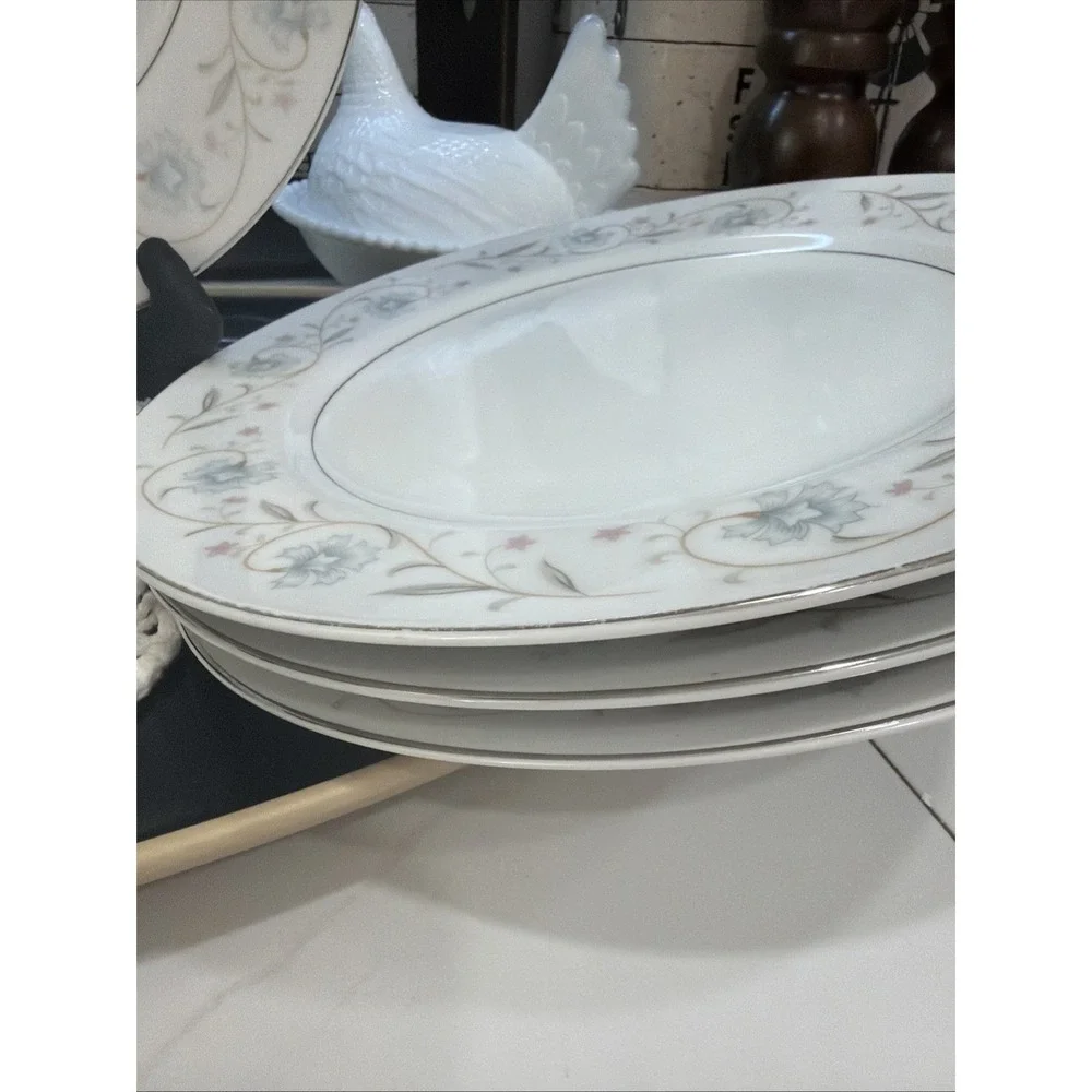 Set of 7 Vintage Fine China of Japan 
